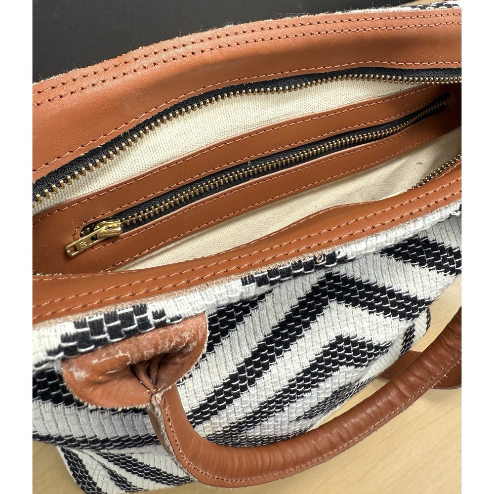 TRIBE ALIVE Large Canvas & Leather Crossbody‎ Handbag - Picture 14 of 16